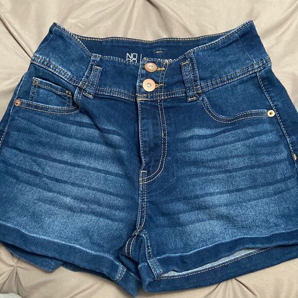 No Boundaries Pants - No boundaries shorts 